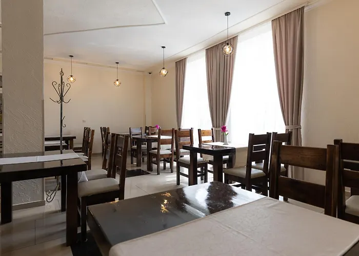 Hotel Restaurant Vizit Трускавець